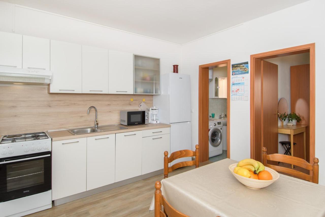 Apartman Alba คาริกาดอร์ ภายนอก รูปภาพ